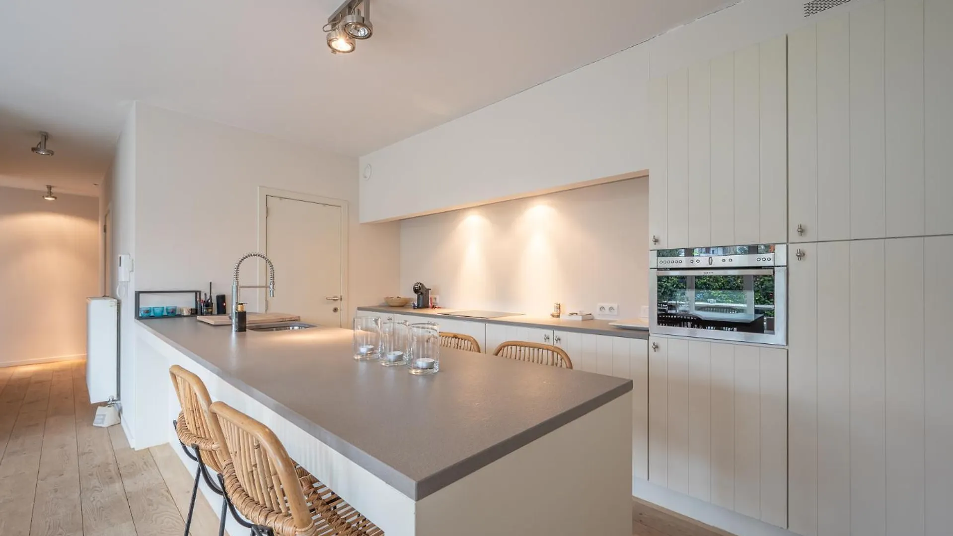 Beautiful Beach-Appartment Between Knokke & Brugge 0*,